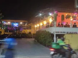 Nana's Bar & Hotel