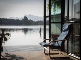 D Hostel by the river，位于北碧的青旅