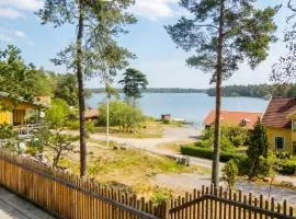2 Bedroom Amazing Home In Figeholm