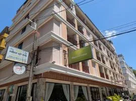 Diamond Crown Patong