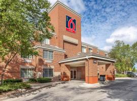 Studio 6 Extended Stay Milwaukee Brookfield WI，位于布鲁克菲尔德的酒店