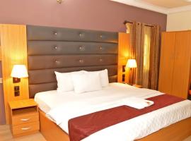 Big Apple Royale Hotel and suites，位于拉各斯的酒店