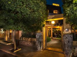 Uniqato Hotel，位于旧扎戈拉的酒店