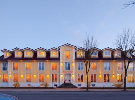 库克斯港莫因酒店，位于库克斯港的酒店