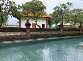 De'Rein Beach House