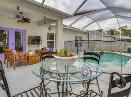 Private Pool & Lanai: WFH-Friendly Seffner Retreat，位于Seffner的酒店
