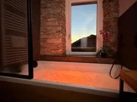 DN ART BLEVIO - Romantic Lake Como Apartment with Indoor Jacuzzi - 5 guests