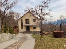 Casa Fluțar
