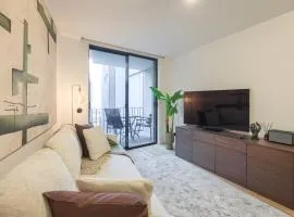 Foz Modern Luxury Sea View Balcony Apartments by LuxiStay