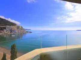 Azure Coast Deluxe Residence - Budva Seafront Living Suites