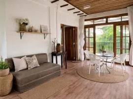 Bob Nowong Home stay