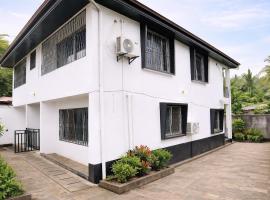 Taastrup Villa, AC, WiFi, Secure Parking，位于林贝的酒店