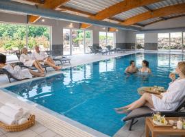 Golden Tulip Dieppe Hôtel & Spa，位于锡河边的圣奥班的酒店