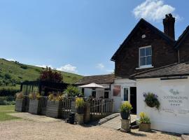 Tottington Manor Hotel，位于Henfield的酒店