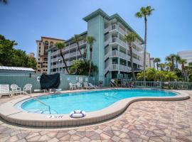 Clearwater Beach Hotel，位于克利尔沃特的酒店