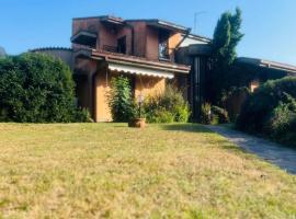 Villa Francesca BeB，位于格鲁梅洛德尔蒙泰的酒店