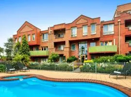 Comfort Apartments Royal Gardens