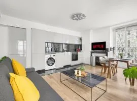 Hôtel de Ville Elegant 1BR Apartment with Netflix