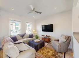Cozy Townhouse with Playground & Dog-Friendly
