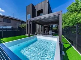 Galaxy Pool Resort