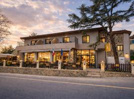 Kallithea INN，位于普拉特斯的酒店