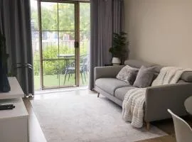 Templestowe Village - 2BR Parking Pet-Friendly