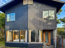 Florence oceanfront escape where cozy meets coastal charm