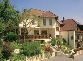 Gasthof & Landhotel Jöbstel，位于魏申费尔德的酒店