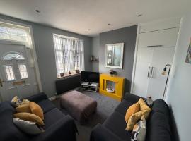 Modern Home From Home，位于Wales的酒店