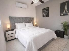 Private Apartment in Prague Poniente Area，位于埃莫西约的酒店