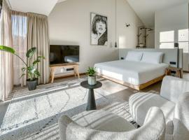 Van Heeckeren City Centre Jacuzzi Lofts，位于内斯的酒店