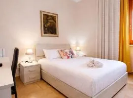 GAVY Rooms