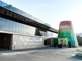 Mariana Trench Hotel & Leisure Resort，位于苏姆盖特的酒店