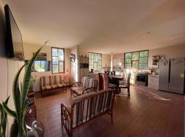 DEPARTAMENTO ENCANTO AMAZÓNICO Macas，位于Macas的酒店
