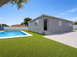 Beautiful Home In Villamarchante，位于比利亚马钱特的酒店