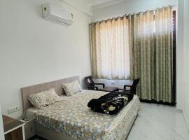 Hotel Devansh , Niwai，位于Palāi的酒店
