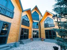 Everest Rest House