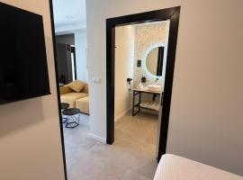 Bormujos Suites Sevilla，位于博尔穆霍斯的酒店
