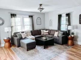 Large 4 Bedroom Home Close to Airport and IX Center