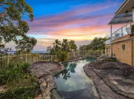Resort Style Rock Pool Oasis