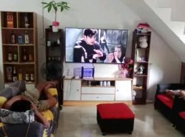 Irene HOUSE，位于Del Rosario的酒店
