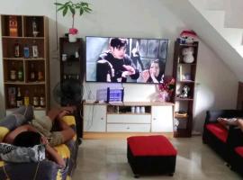 Irene HOUSE，位于Del Rosario的酒店
