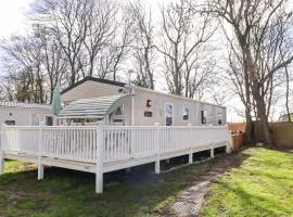 Sunflower Retreat, Caravan 61