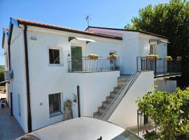 Casa Conero Nature & Bike，位于Stazione di Osimo的酒店