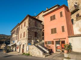 Locanda del Borgo，位于托迪的酒店