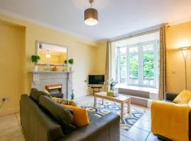 Spacious 4-Bed Central Limerick Group Retreat
