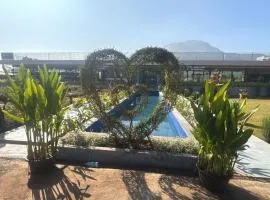 7 Tree Resort & Restaurant