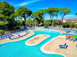 Horizon Vaunage, 4 pers Piscine à Calvisson，位于卡勒维松的酒店