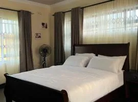 Indolo Home