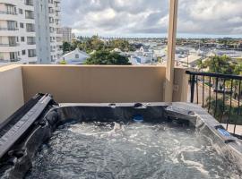 Nautilus Private Rooftop Spa，位于穆卢拉巴的酒店